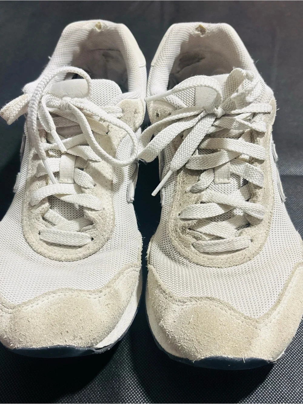 Women’s Nee Balance 515 Light Grey Sneakers Size 8.5